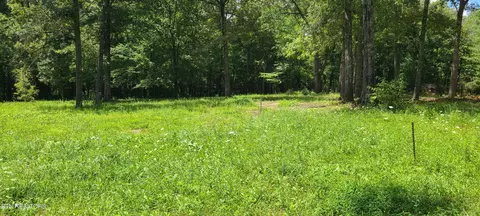 595 John Q Wyatt Rd, Crossville, TN 38571