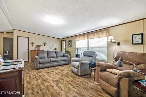 464 Lewis Loop, Sparta, TN 38583 photo 11