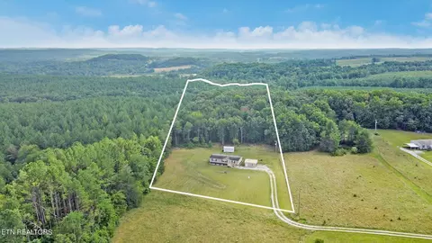 464 Lewis Loop, Sparta, TN 38583 photo 7