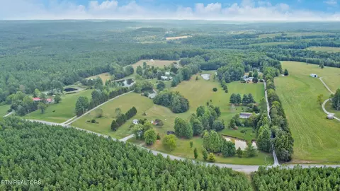 464 Lewis Loop, Sparta, TN 38583 photo 28