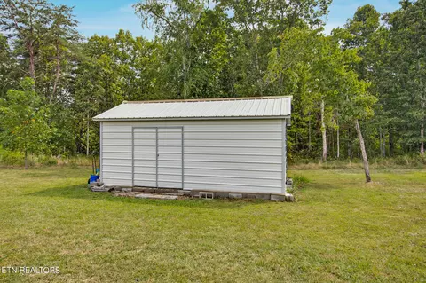 464 Lewis Loop, Sparta, TN 38583 photo 6