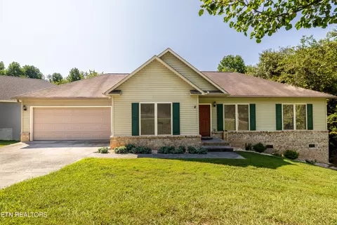 108 Amohi Way, Loudon, TN 37774