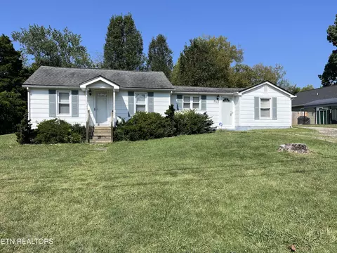 2109 Sunny Ln, Knoxville, TN 37912
