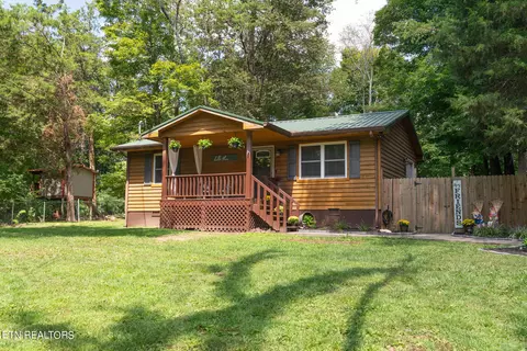 1710 Ellistown Rd, Knoxville, TN 37924