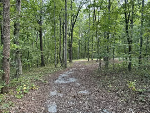 257 Cumberland Cove Rd, Monterey, TN 38574