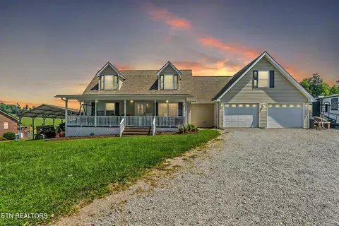 335 Emmitt Allen Farm Rd, Jonesville, VA 24263