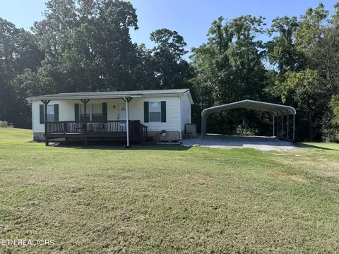 377 Wells Spring Rd, Dandridge, TN 37725