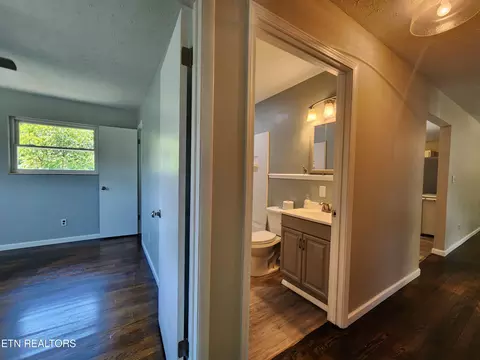 133 Pine Ridge Rd, Heiskell, TN 37754 photo 10