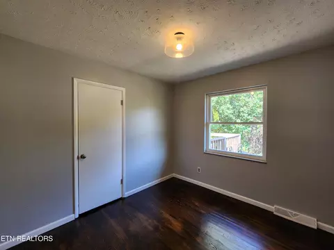 133 Pine Ridge Rd, Heiskell, TN 37754 photo 21