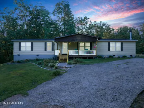 205 Talley Ln, Clinton, TN 37716