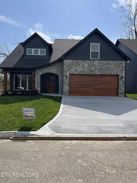 3509 Sparks Scenic Way, Knoxville, TN 37931