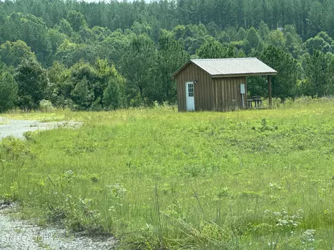 4643 Honey Creek Rd, Allardt, TN 38504