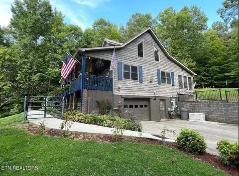 1057 Crockett Ridge Rd, Rose Hill, VA 24281