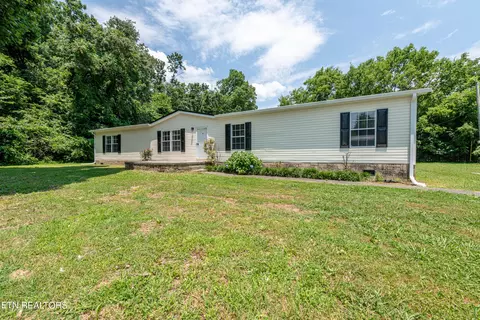 8154 Harmon Rd, Powell, TN 37849