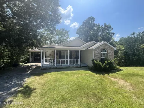 511 Cross Creek Cir, Maynardville, TN 37807