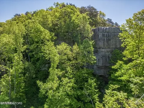1125 Eastridge Pass, Monterey, TN 38574