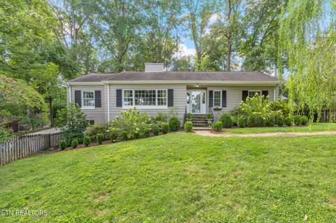 700 Hemlock Rd, Knoxville, TN 37919