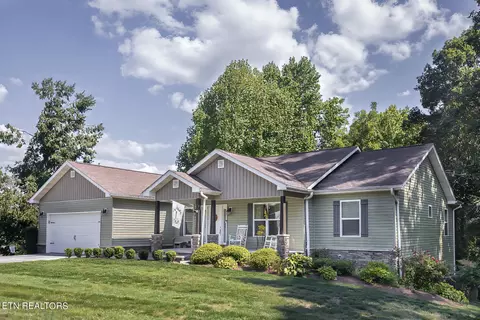 401 Oonoga Pl, Loudon, TN 37774