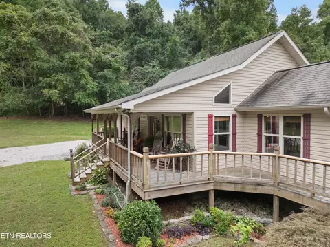 Exterior - 295 Bob Wright Rd, Maynardville, TN 37807 photo 1 of 4