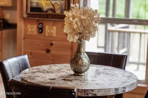 Dining - 295 Bob Wright Rd, Maynardville, TN 37807 photo 3 of 3