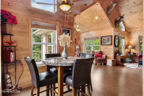 Dining - 295 Bob Wright Rd, Maynardville, TN 37807 photo 2 of 3