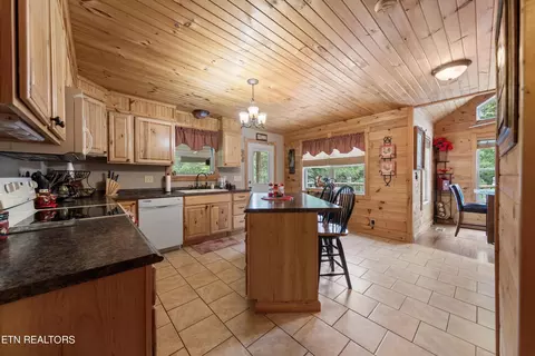 Kitchen - 295 Bob Wright Rd, Maynardville, TN 37807 photo 2 of 2