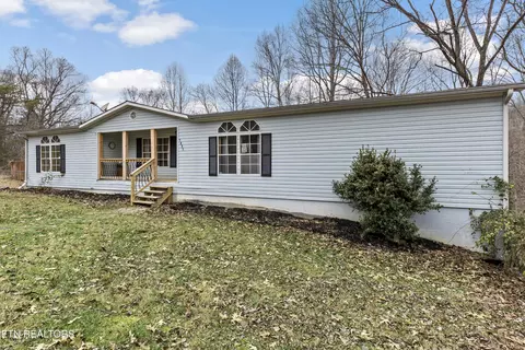 1851 Chestnut Stump Rd, La Follette, TN 37766