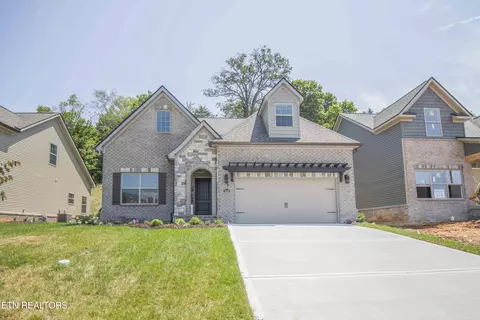 3028 Sycamore Creek Ln, Knoxville, TN 37931