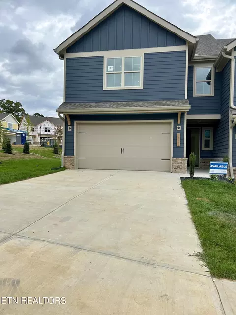 1441 Mountain Quail Cir, Maryville, TN 37801
