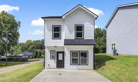 1341 W Baxter Ave, Knoxville, TN 37921