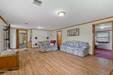 Living - 217 Joppa Rd, Alpine, TN 38543 photo 2 of 4