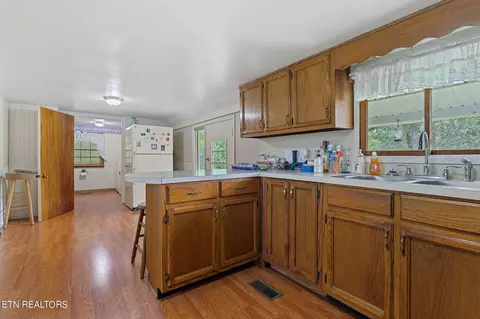Kitchen - 217 Joppa Rd, Alpine, TN 38543 photo 3 of 3