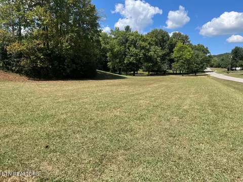 Golf Lane, Livingston, TN 38570