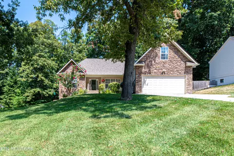 1313 Farrington Dr, Knoxville, TN 37923