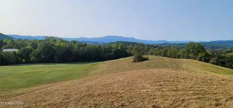 Sharp Rd, Sevierville, TN 37876 photo 3