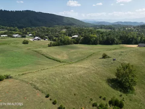 Sharp Rd, Sevierville, TN 37876 photo 7