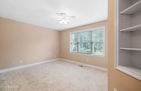 Bedroom - 212 Windstone Blvd, Powell, TN 37849 photo 2 of 4