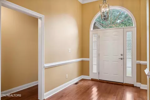 Entry Way - 212 Windstone Blvd, Powell, TN 37849 photo 1 of 1