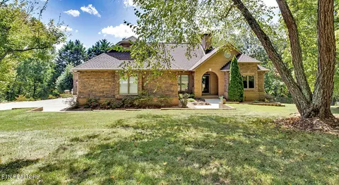 5322 Beverly Oaks Dr, Knoxville, TN 37918