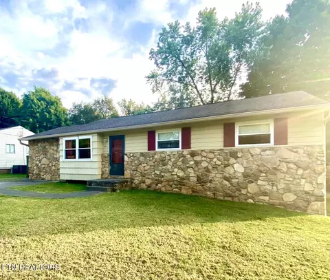 517 Belmont Ave, Maryville, TN 37804