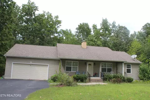 106 Wentland Dr, Deer Lodge, TN 37726
