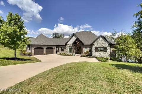17012 Lighthouse Pointe Dr, Lenoir City, TN 37772