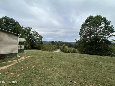 Exterior - 1888 Old Ridge Rd, Duffield, VA 24244 photo 4 of 4