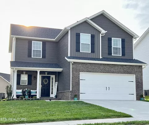 9289 Upstream Ln, Knoxville, TN 37931