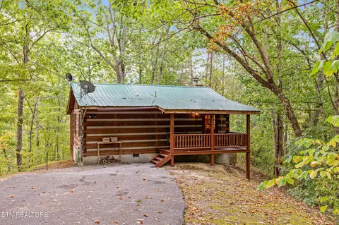 3040 Patty View Way, Sevierville, TN 37862