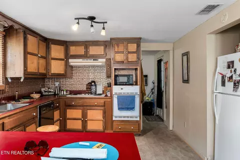 Kitchen - 2665 Seven Knobs Rd, Gainesboro, TN 38562 photo 3 of 3