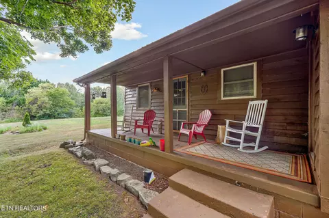 Exterior - 2665 Seven Knobs Rd, Gainesboro, TN 38562 photo 2 of 7