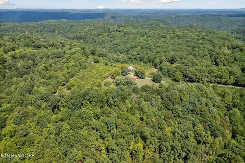 View/Area - 2665 Seven Knobs Rd, Gainesboro, TN 38562 photo 7 of 11