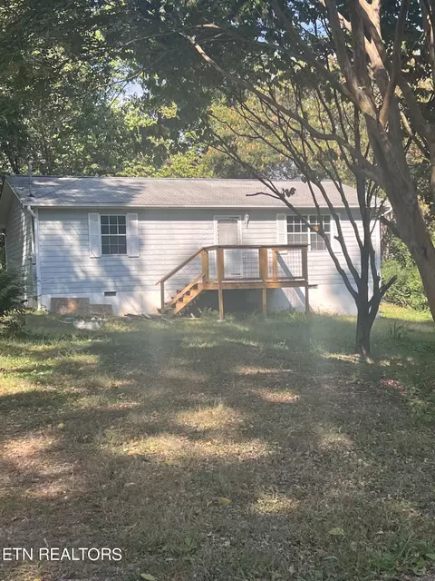 5814 2nd Ln, Knoxville, TN 37912