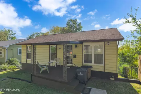 1016 Farragut Ave, Knoxville, TN 37917